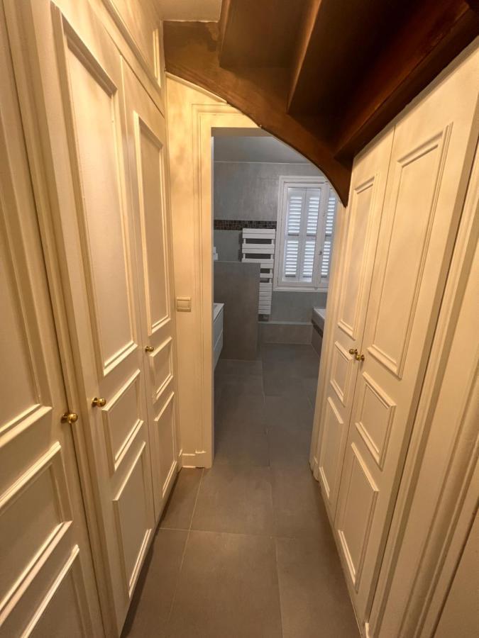 Appartement Champs-Elysees - Hala Paris Exterior foto